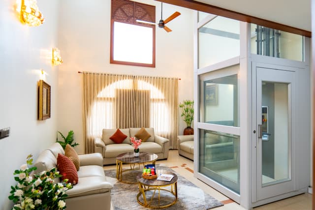 Valiyaveetil Mansion | 5-BHK Mansion With Private Pool, Home Theatre, Garden | Near New Marine Drive, 4