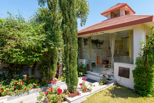 Mountain Creek Retreat | Pet-friendly 7-BHK With Pool, Gazebo, Lounge Area, Game & Gym zone | Near Fatehsagar Lake, 4