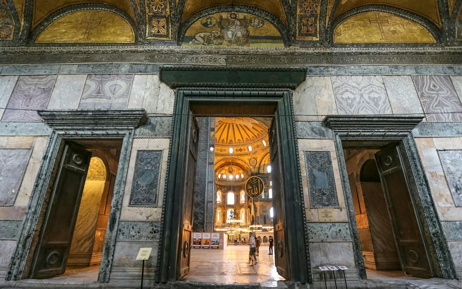 Gallery 3