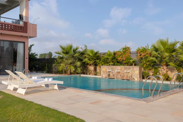 Parshvika Estate | 5 BHK Villa With Private Pool, Jacuzzi Room, Home Theatre, Gym & Landscaped Garden, 3
