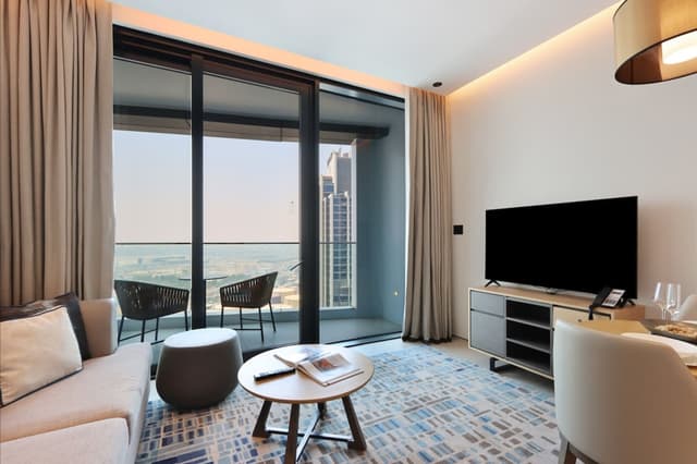 1BHK with Marina and Partial Sea Views, 2
