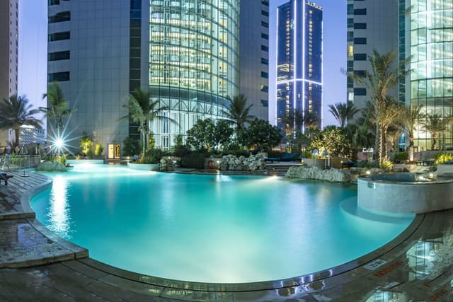 2B Stunner with Iconic Ain Dubai View, 3
