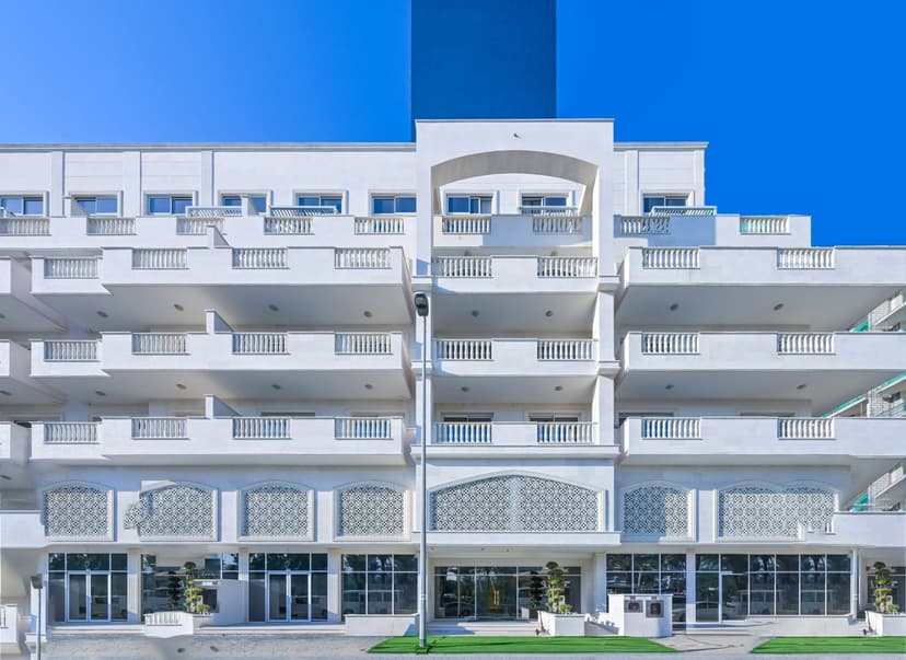 Modern 1BR Oasis with Stunning Terrace, JVC