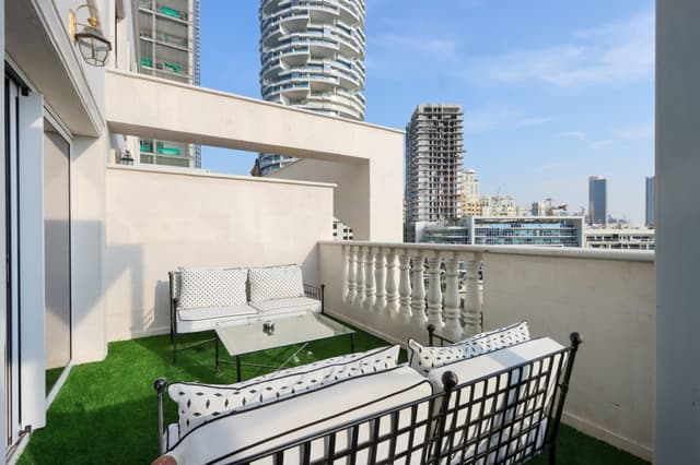 Homey 1B with Spacious Terrace in JVC, 3
