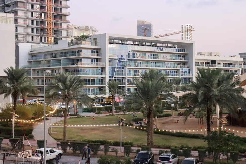 Stylish 1B with Spacious Balcony in JVC