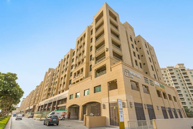 1BR in Palm Jumeirah | Walk to the Beach and Mall, 4