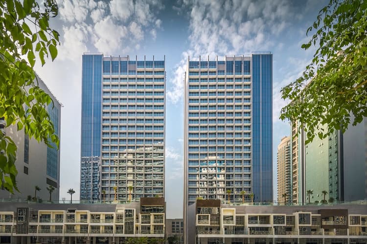 Modern Studio Near Dubai Mall, Walk to Dubai Canal