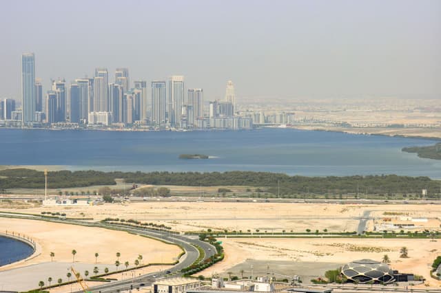 High-Floor 1BR with Burj Khalifa View, 5