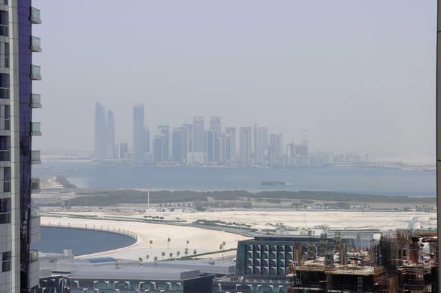 Centrally Located 1BR Near DubaiCanal and Downtown, 5