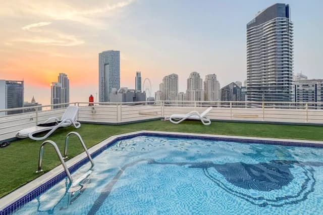 Upgraded 3B with Marina View, Near Promenade, 3