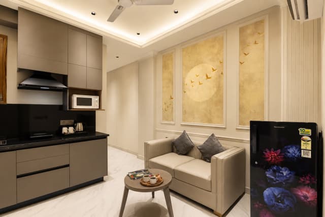 Luxora Pinnacle |1-BHK with Balcony & Views, Restro, Lift, Gym & Conference Room | 1 km from Millennium City Centre /HUDA, 3