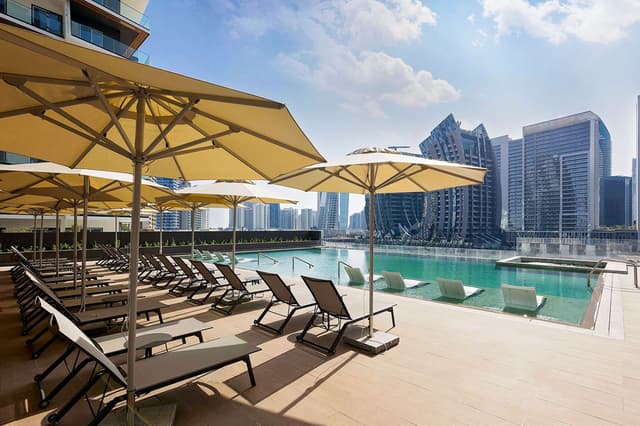 Chic 1B by Dubai Canal | Marasi Drive with Pool, Gym, 3