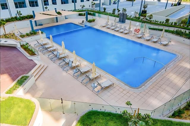 Stylish 1BR Near Dubai Hills Mall and Park, 3