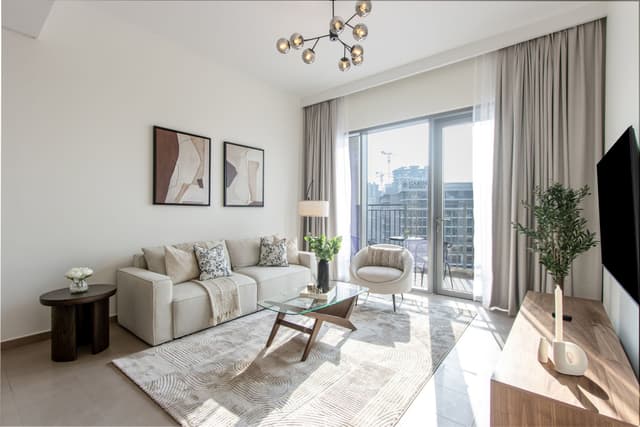 Stylish 1BR Near Dubai Hills Mall and Park, 2