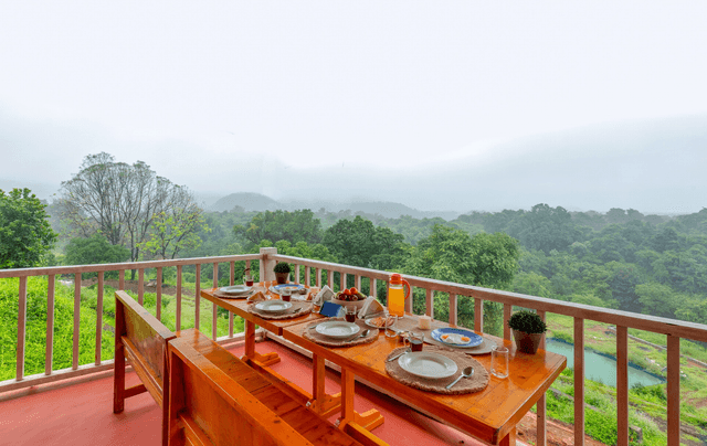Junglebrooke Premium | Suite Room Pet-Friendly Cottage, Swimming Pool, Forest View, In-House Restaurant & Landscaped Lawn, 2