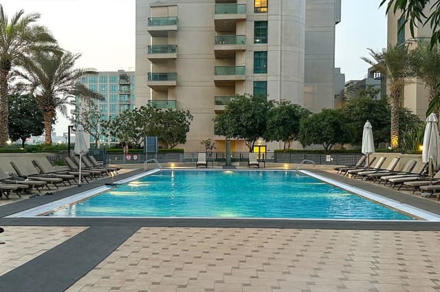 Stylish 1BR Retreat with Pool & Stunning City View, 3