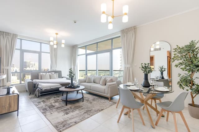 Stylish 1BR Retreat with Pool & Stunning City View, 2