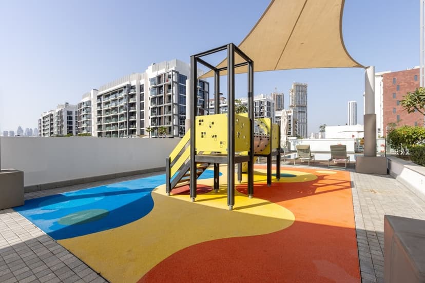 Bright Studio Balcony Close to Downtown Dubai