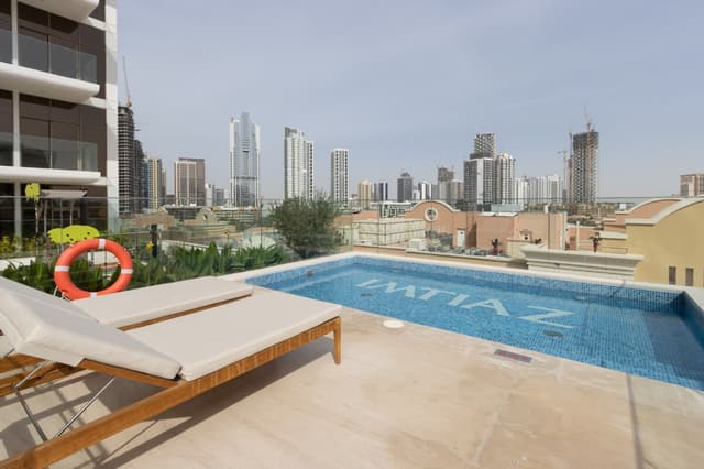 Elegant Designer Studio - Balcony | Rooftop Pool, 3