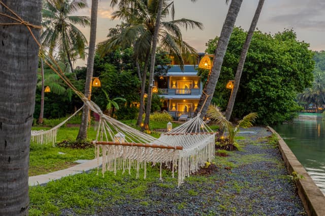 Peace & Calm | Room with River-View Balconies, Terrace , Garden & Alfresco Dining, 3