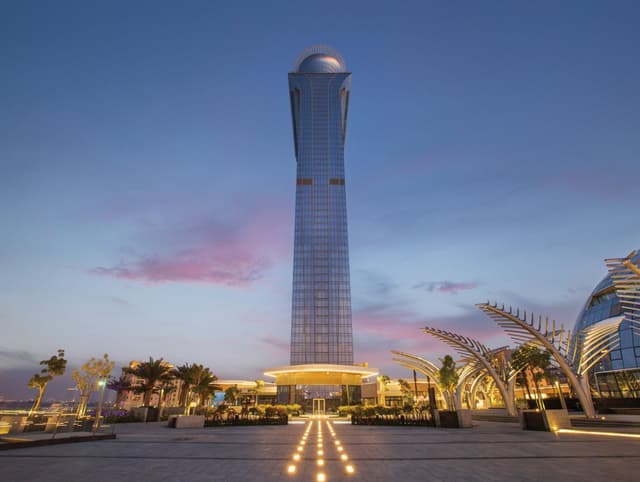 1BR with Sea View in Palm Tower, 3