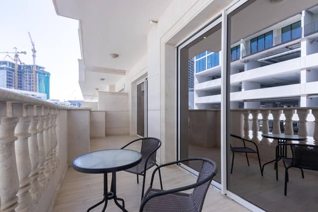 Stylish 1B with Spacious Balcony in JVC, 5