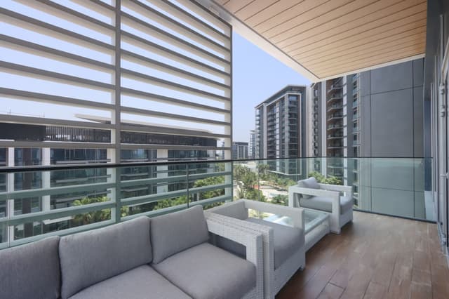Bluewaters 3BR + Maids, with Sea View, 3