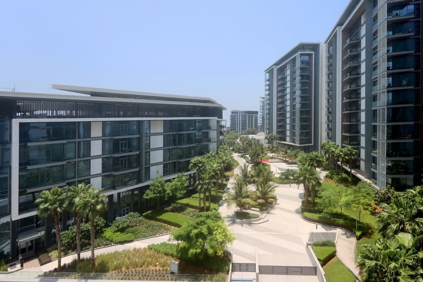 Bluewaters 3BR + Maids, with Sea View