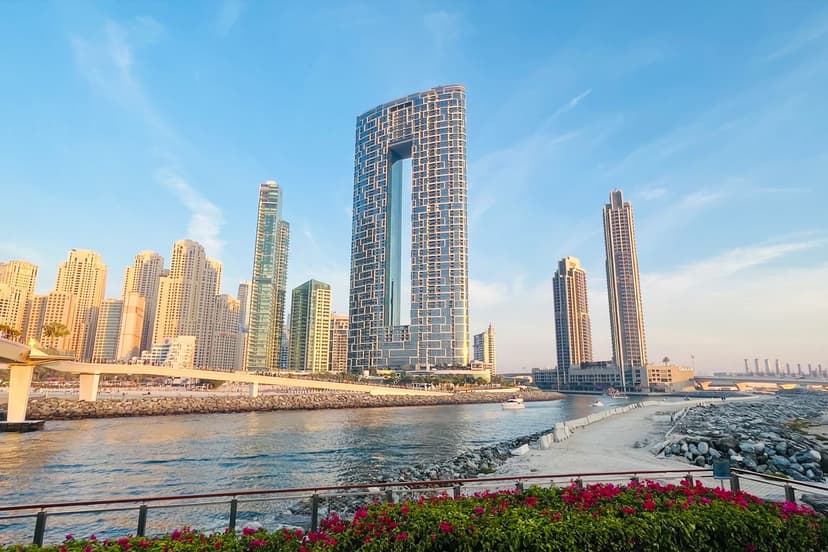 Beachfront 2B with Sea & Ain Dubai Views