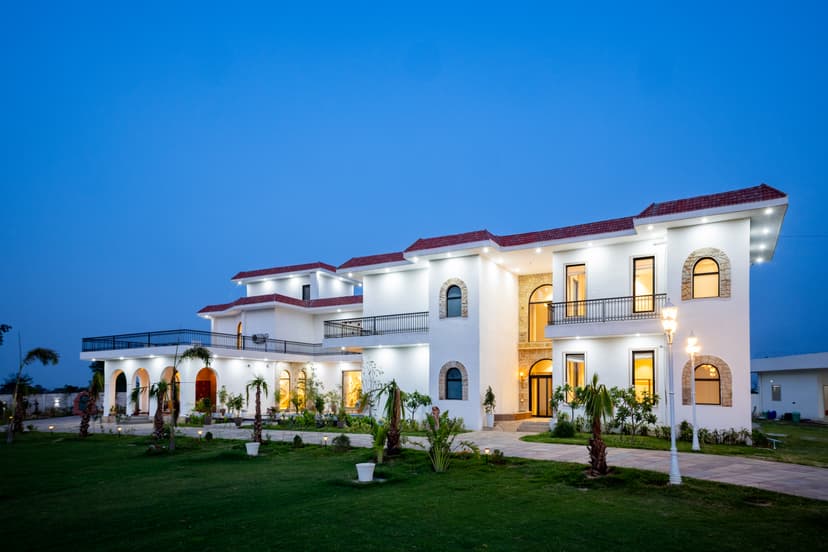 Heaven Farm | Pet-friendly 6-BHK Manor With Private Pool, Gazebo, Indoor Bar, Jacuzzis & Garden