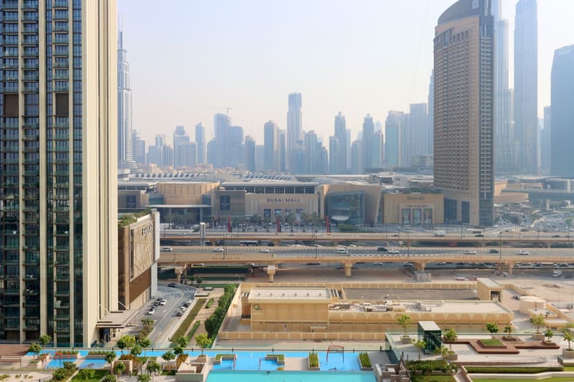 Lavish 2 Bedroom Suite with Burj Khalifa View & Direct Dubai Mall Access