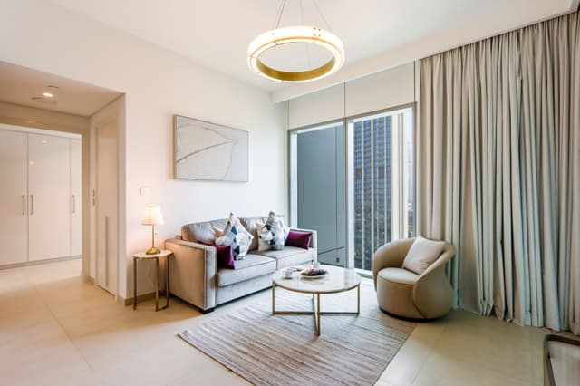 Lavish 2 Bedroom Suite with Burj Khalifa View & Direct Dubai Mall Access, 2