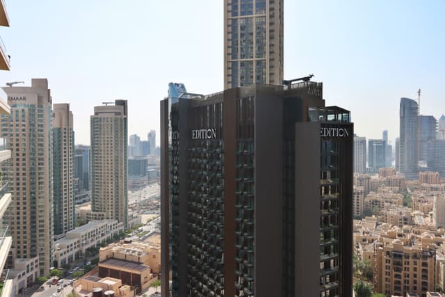 Bright 1BR, Boulevard Point, 5