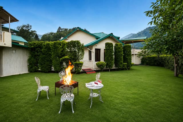 Karinya Villas Fennel | Hilltop 2-BHK Villa With Bathtub, Shared Gazebo & Garden, 4