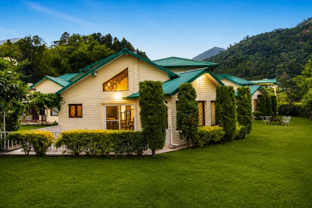 Karinya Villas Frond | Scenic Hill View 3-BHK Villa With Shared Gazebo and Garden, 2