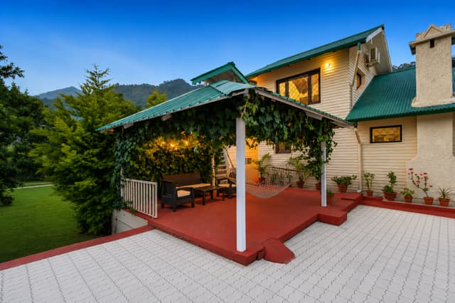 Karinya Villas Fern| Scenic Hill View 1-BHK Villa With Sit Out ,  Shared Gazebo and Garden, 4