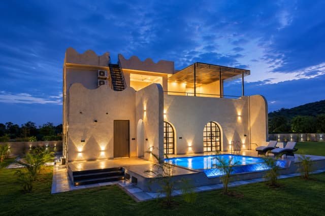 Belvedere Villa | Chic 4-BHK Retreat with Pool, Bar & Landscaped Garden, 2