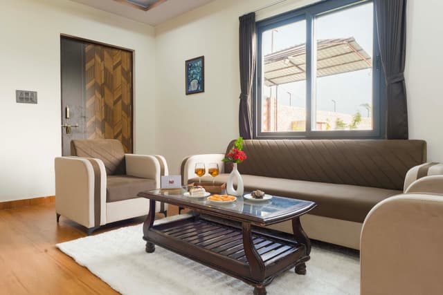 Kasa Alsigarh | 2 BHK Hill-View Villa With Private Pool, Landscaped Lawn & Library, 4