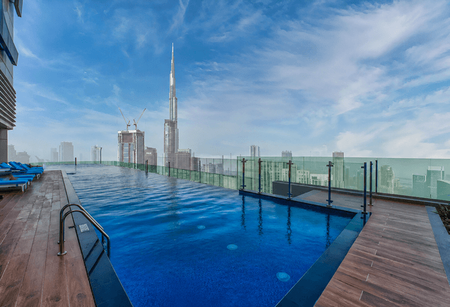 High-Floor 2BR | Skyline, Sea & Burj Khalifa View, 3