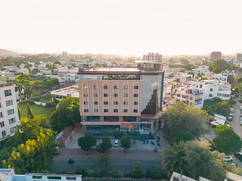 Velora Royal | Premium Room In A Hotel With Shared Pool, Reception, Banquet And Party Hall