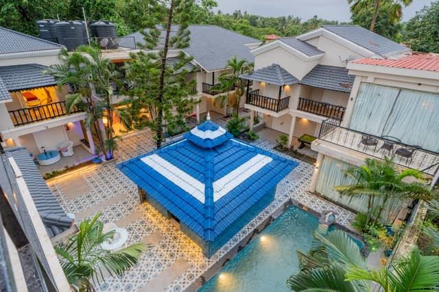 Emperor Ozran Elite Room With A Balcony & A Bathtub | Premium Retreat With Shared Pool, Restro & Bar | Near Famous Beaches, 5