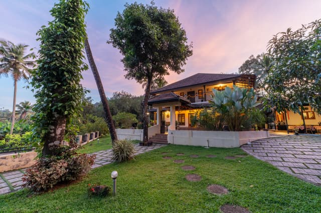 Pochan's Zen | 3 BHK Heritage Home With Banquet, Kids' Play Area, Sit Out, Garden & Verandah, 2