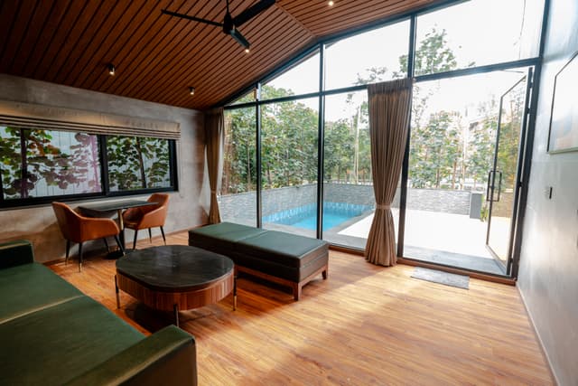 Mira Forrest | Cottage With Private Pool, Sun Deck, Private Lawn & Restaurant, 4