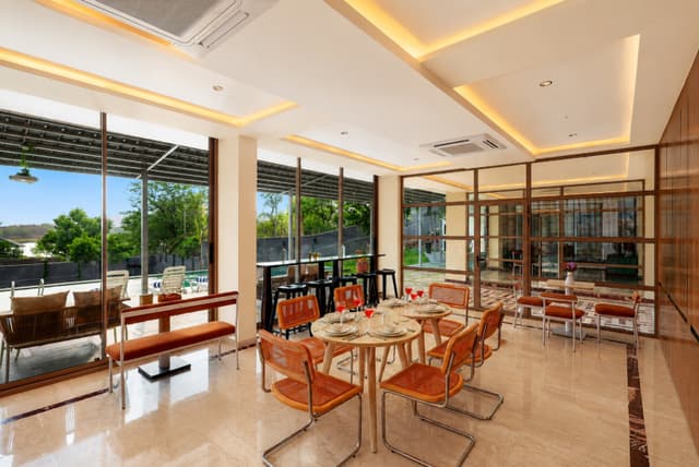 Miraan by the Lake | 5-Room, Lakeside Pet-Friendly Retreat with Infinity-Edge Pool, Lawn & Activity Room, 4