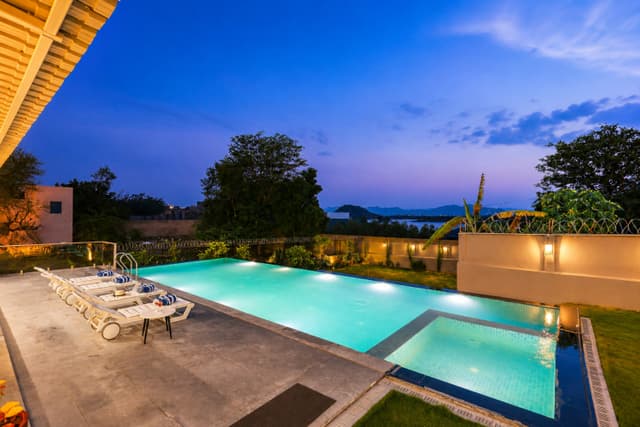 Miraan by the lake | Pet-Friendly Boutique Room with Lake View, Infinity Edge Pool, Activity Room & Garden, 3