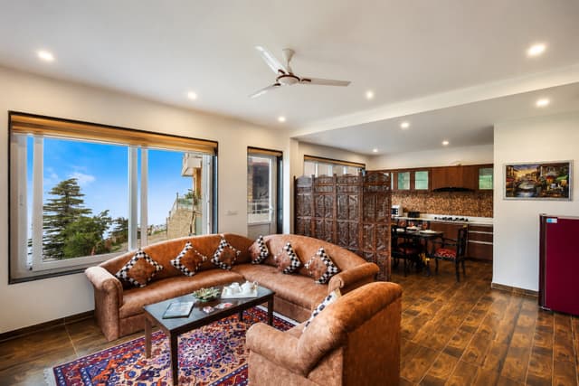 Hilltop Villa | 3-BHK Villa with Terrace & Balconies near Mall road, 2