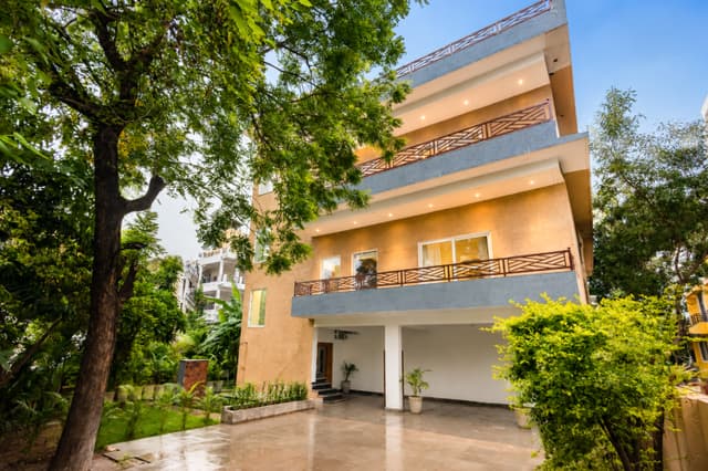 Leora Amar Villa | 6-BHK Retreat with Private Pool & Garden near Karni Mata Temple, 2