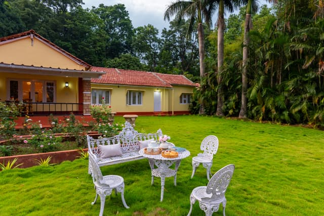 Blue Mountains | 3-BHK Pet-Friendly Retreat Amid Coffee Plantations with Verandah Sit-Out, Garden & Forest Vistas, 3