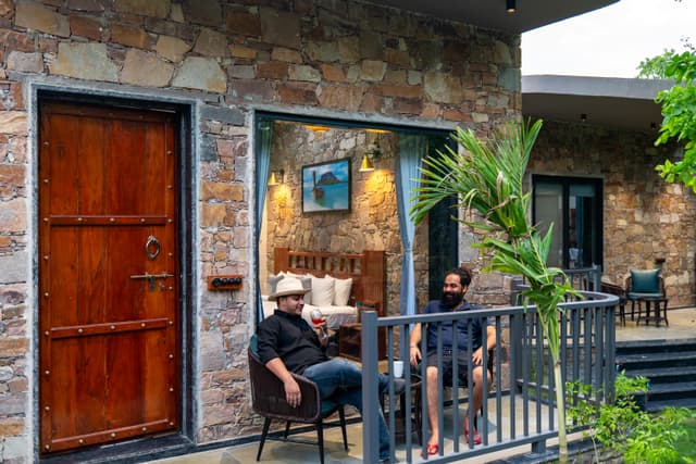 Hathnoda Bagh Calista | Mini Resort with Bathtub & Open Showers, Pool, Restaurant, Sit-Out & Garden, 3