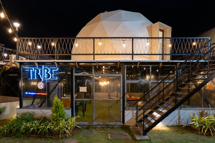 Lake House of M | Pet-Friendly Geodesic Dome Cottage With Private Jacuzzis, Shared Hammock, Games Pavilion, Alfresco Dining & Fire Pit